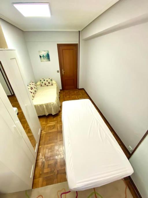 Apartamento Completo Piso En Santander A 5 Minutos Del Centro Exterior foto